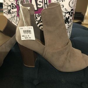 Taupe suede heels/booties